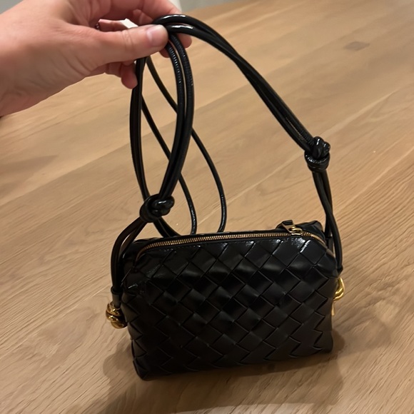 Bottega Veneta Mini Loop Intrecciato Space Grey - Picture 6 of 17